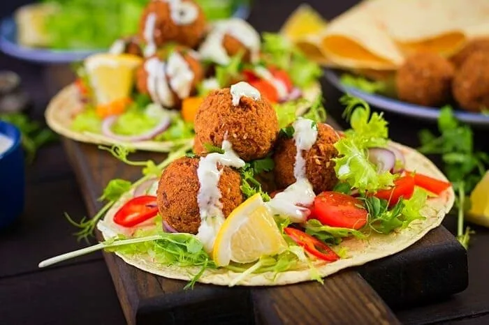 طرز تهیه فلافل لبنانی فلافل لبنانی