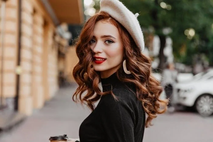 استفاده از نسکافه و زردچوبه روشی طبیعی برای رنگ مو روش طبیعی برای رنگ مو