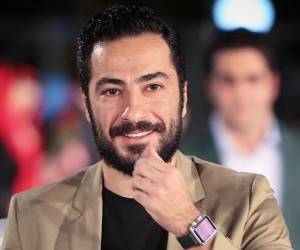 نوید محمدزاده