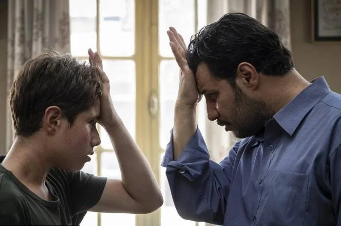 جواد عزتی در فیلم سینمایی خورشید جواد عزتی در خورشید
