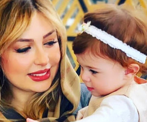نیوشا ضیغمی و دخترش