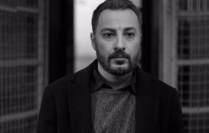 عکسی از نوید محمدزاده در خفه گی نوید محمدزاده