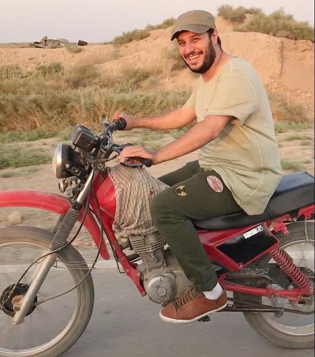موتورسواری جواد عزتی