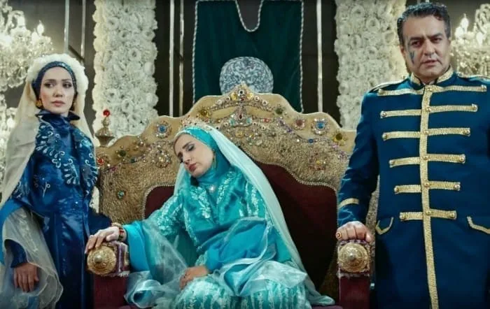 سام نوری، شبنم قلی خانی و شهرزاد کمالزاده شهرزاد کمالزاده در سریال نارگیل