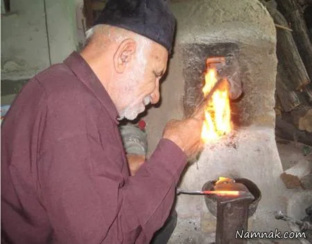 هنر دستی انبرسازی در استان یزد انبرسازی