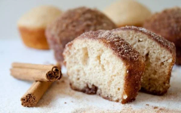 کیک اسنیکردودل شیرینی خوشمزه