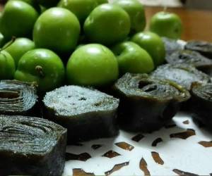 لواشک گوجه سبز