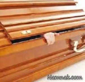 زنده شدن جنازه ، زنده شدن زنی در مراسم تدفین
