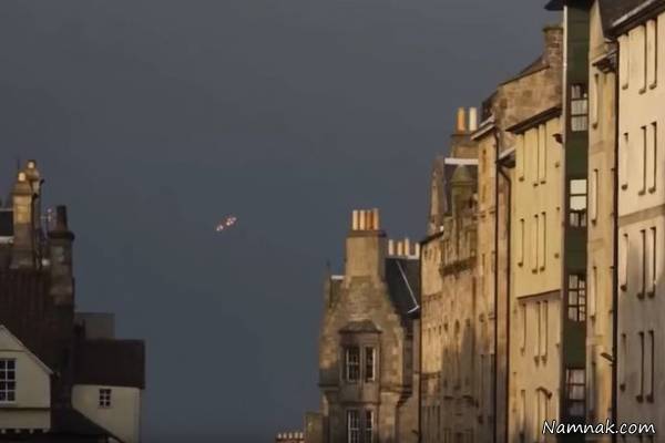 بشقاب پرنده در دهکده ساحلی در فرانسه دهکده ساحلی در فرانسه