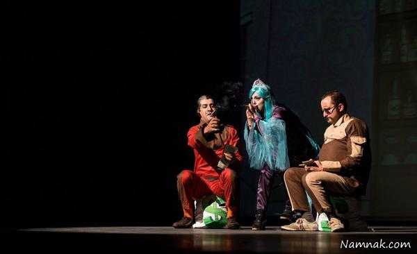 تئاتر پینوکیا ، بازیگران زن تئاتر ایران ، پوشش نامناسب بازیگران زن ایرانی