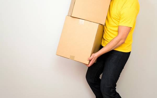 آسیب های بلند کردن اجسام سنگین عوارض بلند کردن اجسام سنگین