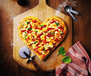 مرد 41 ساله عاشق پیتزا