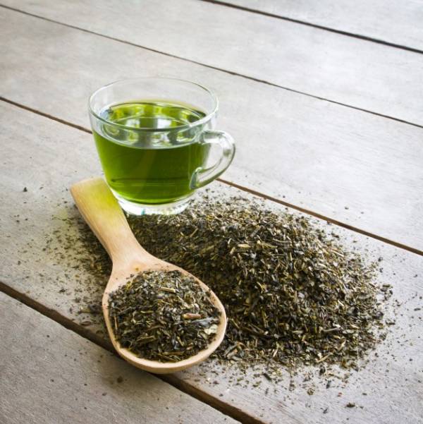 بهترین راه کاهش وزن بدون رژیم لاغری با چای سبز