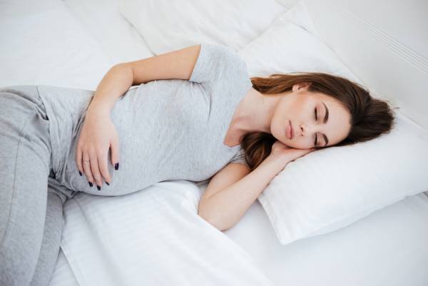 استراحت در ماه نهم بارداری