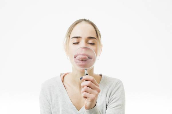 عوارض سوختگی زبان