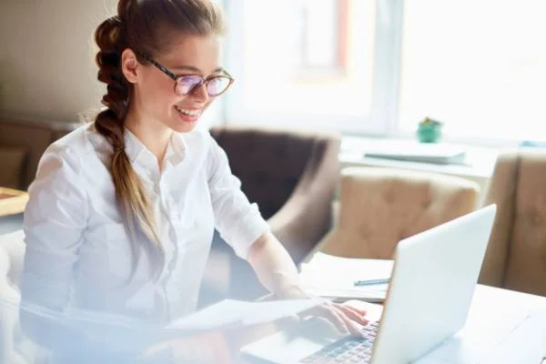 تلاش برای پیشرفت و موفقیت موفقیت در شغل