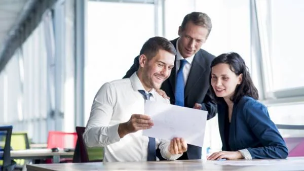 راهکارهای پیشرفت شغلی موانع پیشرفت شغلی