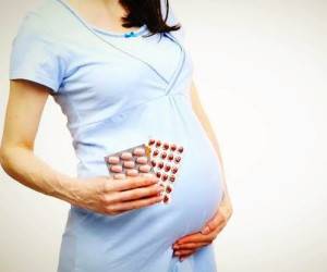 عوارض اسید فولیک در بارداری