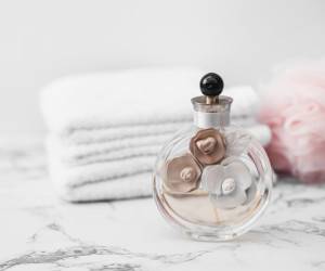 عطر تقلبی و اصل