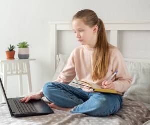 یادگیری در کلاس آنلاین
