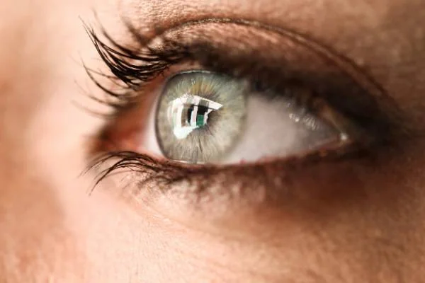 رنگ چشم و تشخیص بیماری شخصیت شناسی رنگ چشم