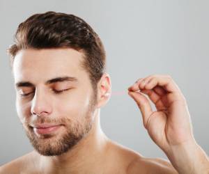 تميز كردن گوش با روغن زيتون