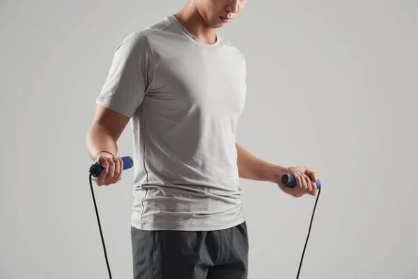 ورزش های لازم در هنگام مطالعه طناب زدن