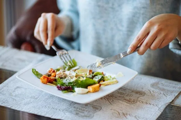 کم غذا خوردن برای تاخیر در پیری کم غذا خوردن