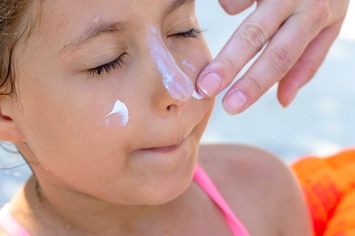 کرم ضد آفتاب برای کودکان