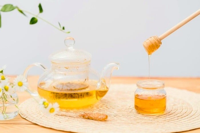 چای لیمو عسل برای گلودرد