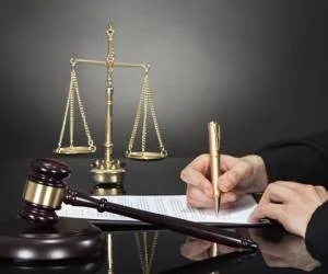 آزمون وکالت