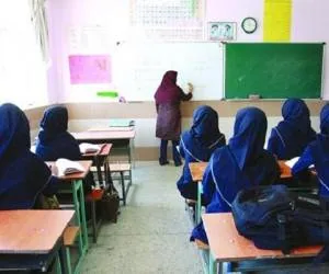 امتحان دانش آموزان