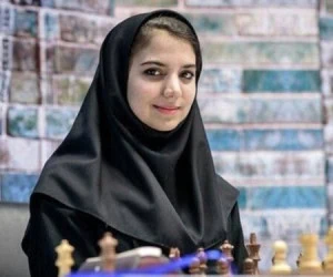 سارا خادم الشریعه