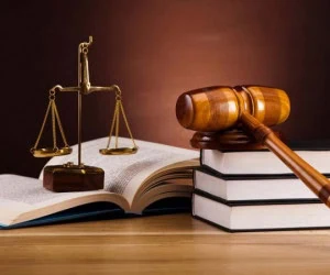 آزمون وکالت