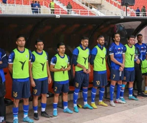 بازیکن استقلال