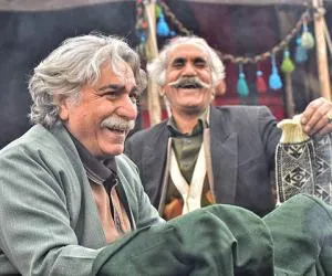 نون خ