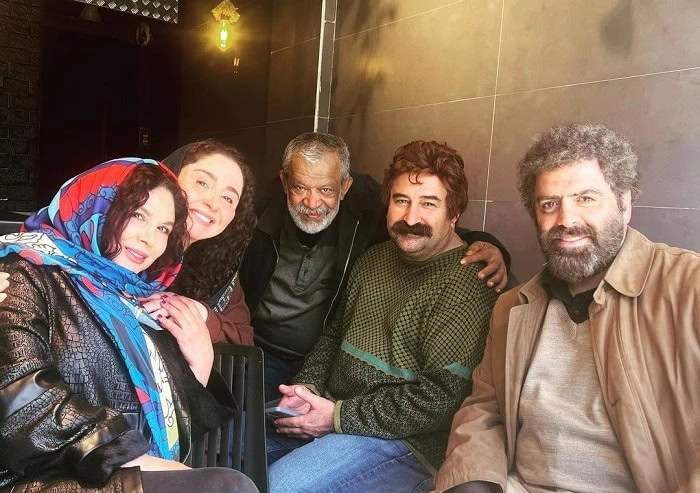 بازیگران سیاه چاله
