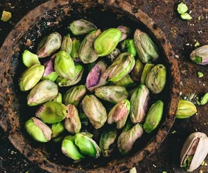 خواص پسته برای زنان [ از زیبایی تا بارداری ]