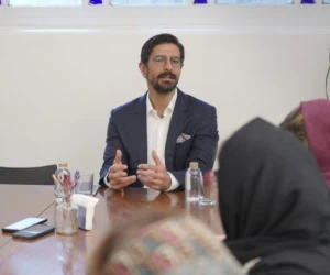 چشمپزشک ایرانی در جمع اعضای کالج سلطنتی انگلستان