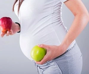 تغذیه ماه اول بارداری