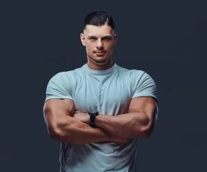 بزرگ شدن عضلات