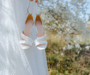  راهنمای خرید بهترین کفش عروس بازار با نکات ویژه 