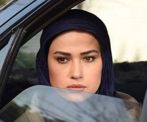 لادن مستوفی