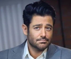 محمدرضا گلزار
