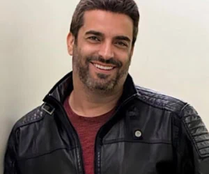 منوچهر هادی