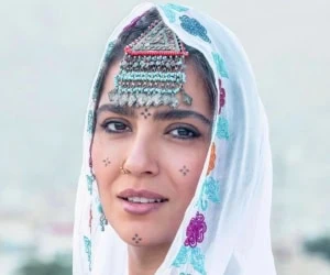 مونا کرمی