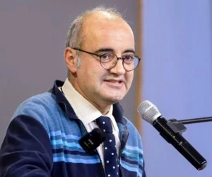 اردشیر رستمی