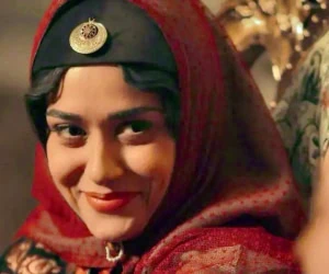 پریناز ایزدیار
