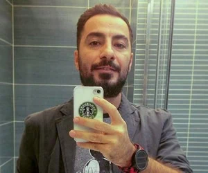 نوید محمدزاده