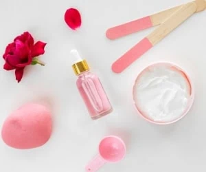 فواید گلاب برای پوست